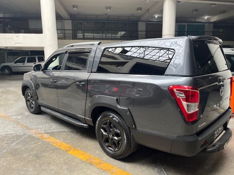 67463d9de802f-33614-5.jpg Ssangyong Musso Grand Camlı Kabin - Görsel 1