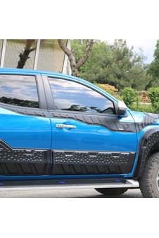 Mitsubishi L200 2019- Yarasa Yan Kapı  Kaplama