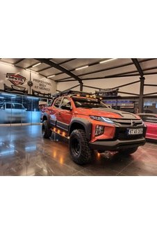 Mitsubishi L200 2019 Vida Görünümlü Plastik Dodik Seti 4 Parça
